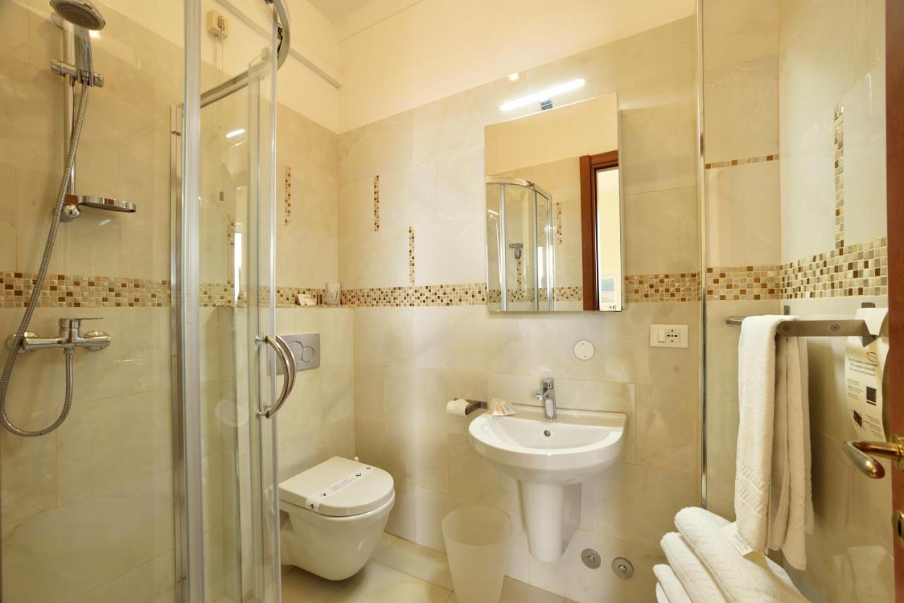 Hotel Villa Giulia Laigueglia Esterno foto