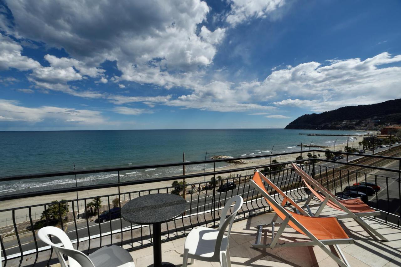 Hotel Villa Giulia Laigueglia Esterno foto
