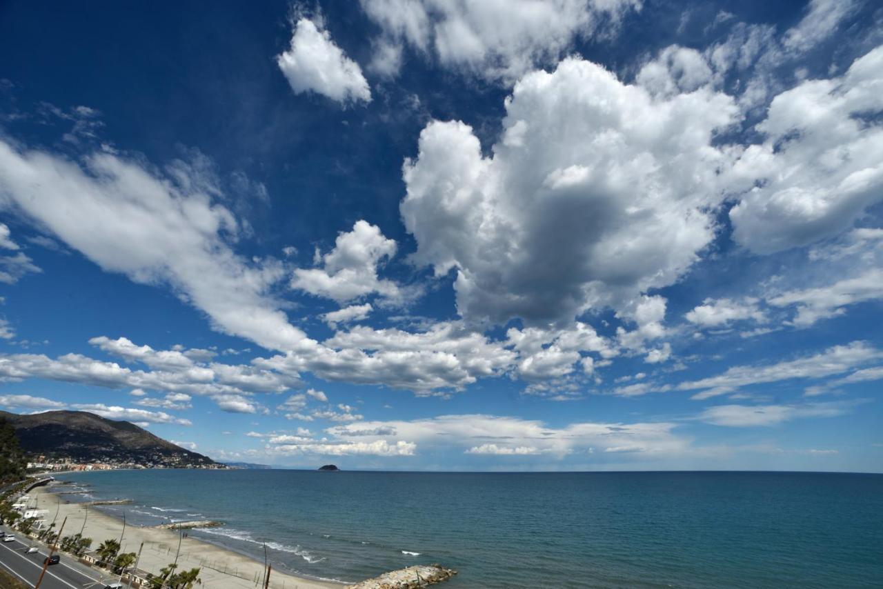 Hotel Villa Giulia Laigueglia Esterno foto